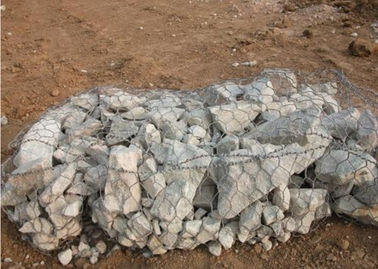 Υπερασπίστε τα κλουβιά τοίχων Gabion πλημμυρών/ντυμένα PVC πέτρινα κλουβιά Gabion
