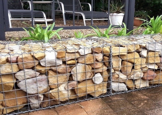 Το ενωμένο στενά πλέγμα καλωδίων Gabion συνήθειας ντυμένο PVC με 50mm*50mm παγιδεύει ανοικτό