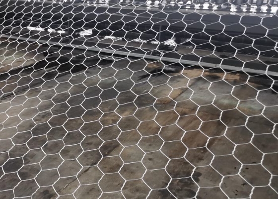 Έλεγχος πλημμύρας 3.2mm Gabion Mesh Κλουβί Για Stone Sack κιβώτια gabion ποταμού γεμίζει σακούλες gabion