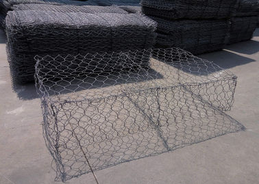 Βαριά γαλβανισμένα καλάθια Gabion μετάλλων, κλουβί μετάλλων που γεμίζουν με τους βράχους