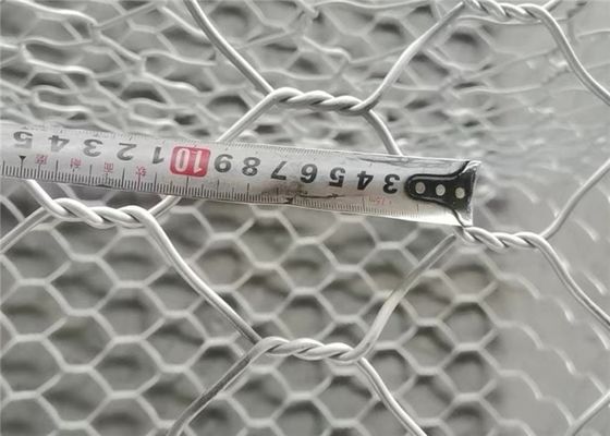 Προστασία επιχώματος με βαριά γαλβανιζέ καλαθάκια με μεταλλική επίστρωση Pvc